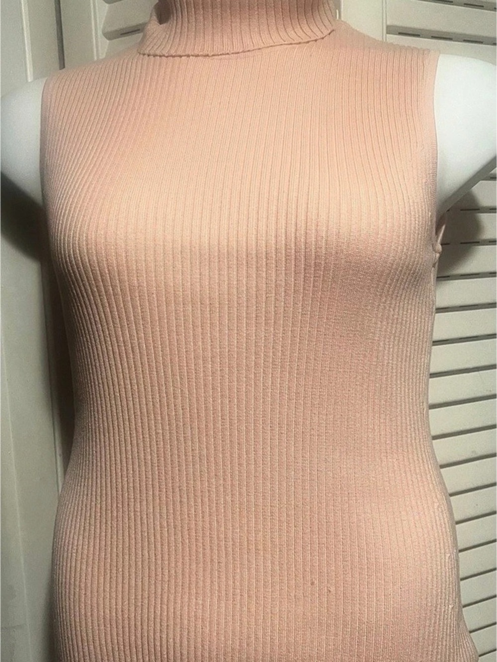 Chico's Sleeveless Turtleneck Sweater in Pink Size 1 Like New